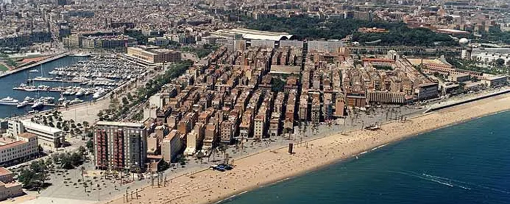 Itinerari “La Barceloneta. Història, arquitectura i art públic” (maig 2025)